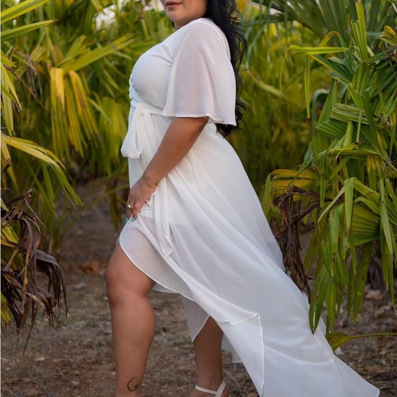 DRESS DAY white chiffon Midi Dres. Size Small, bell sleeve, crossbody. - Picture 3 of 9